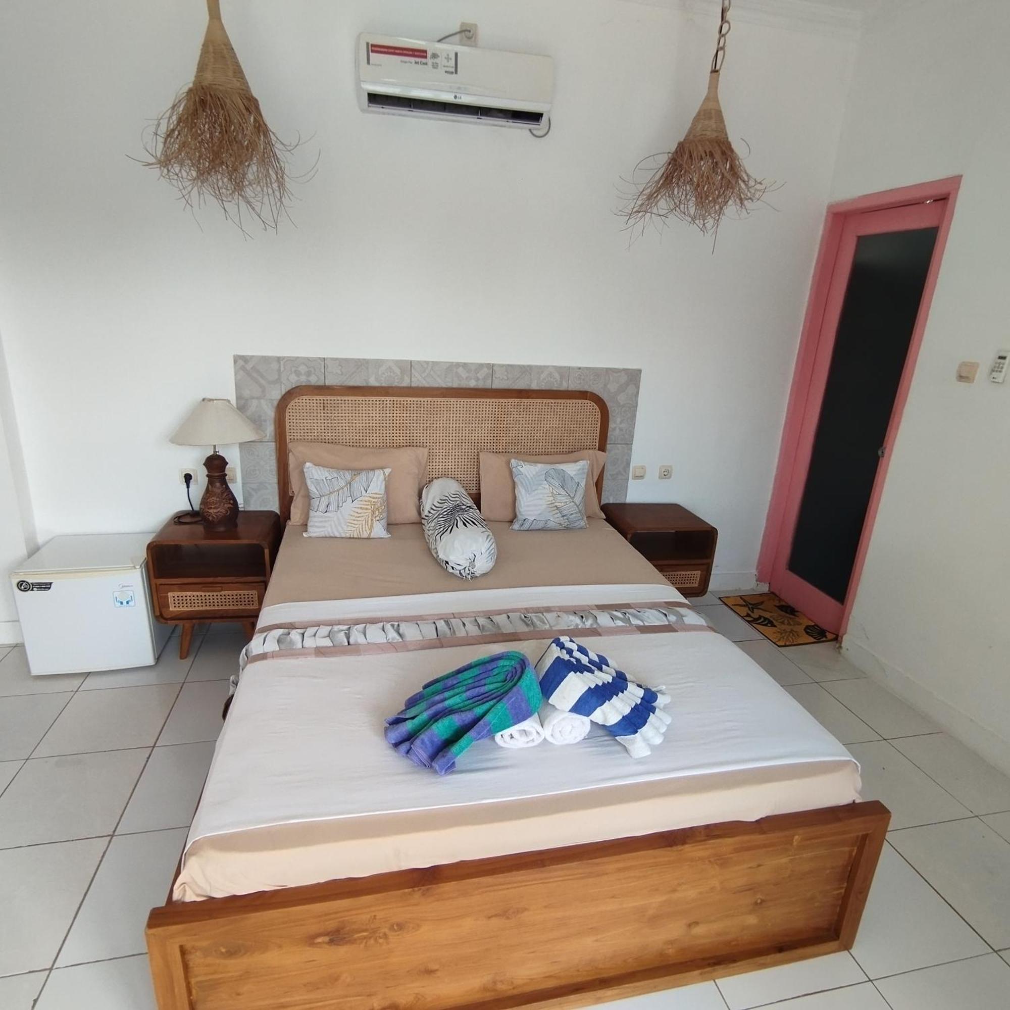 Palm Trees Villas Gili Air Eksteriør billede
