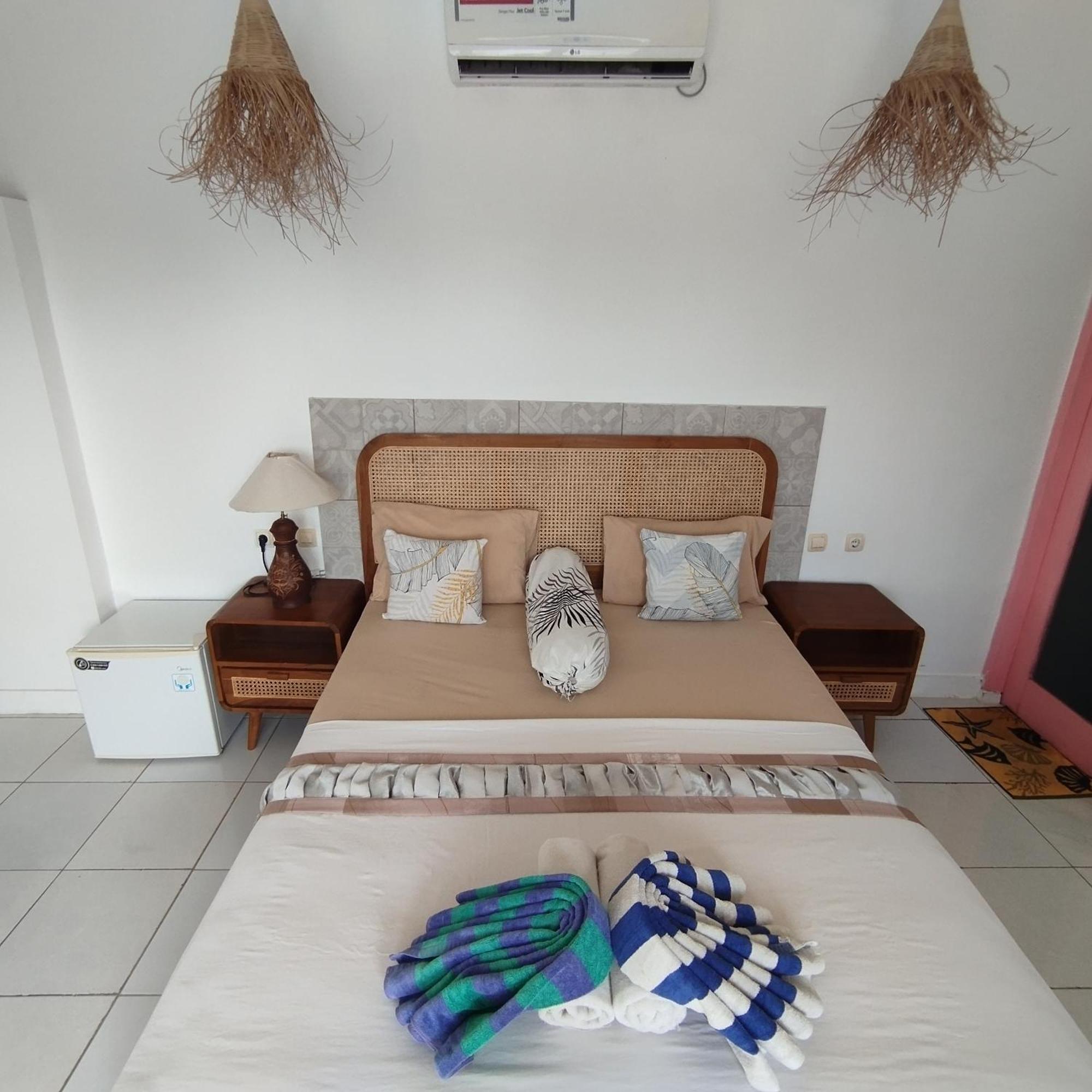 Palm Trees Villas Gili Air Eksteriør billede