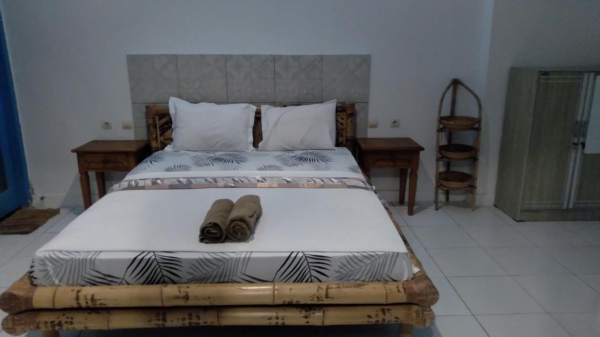 Palm Trees Villas Gili Air Værelse billede