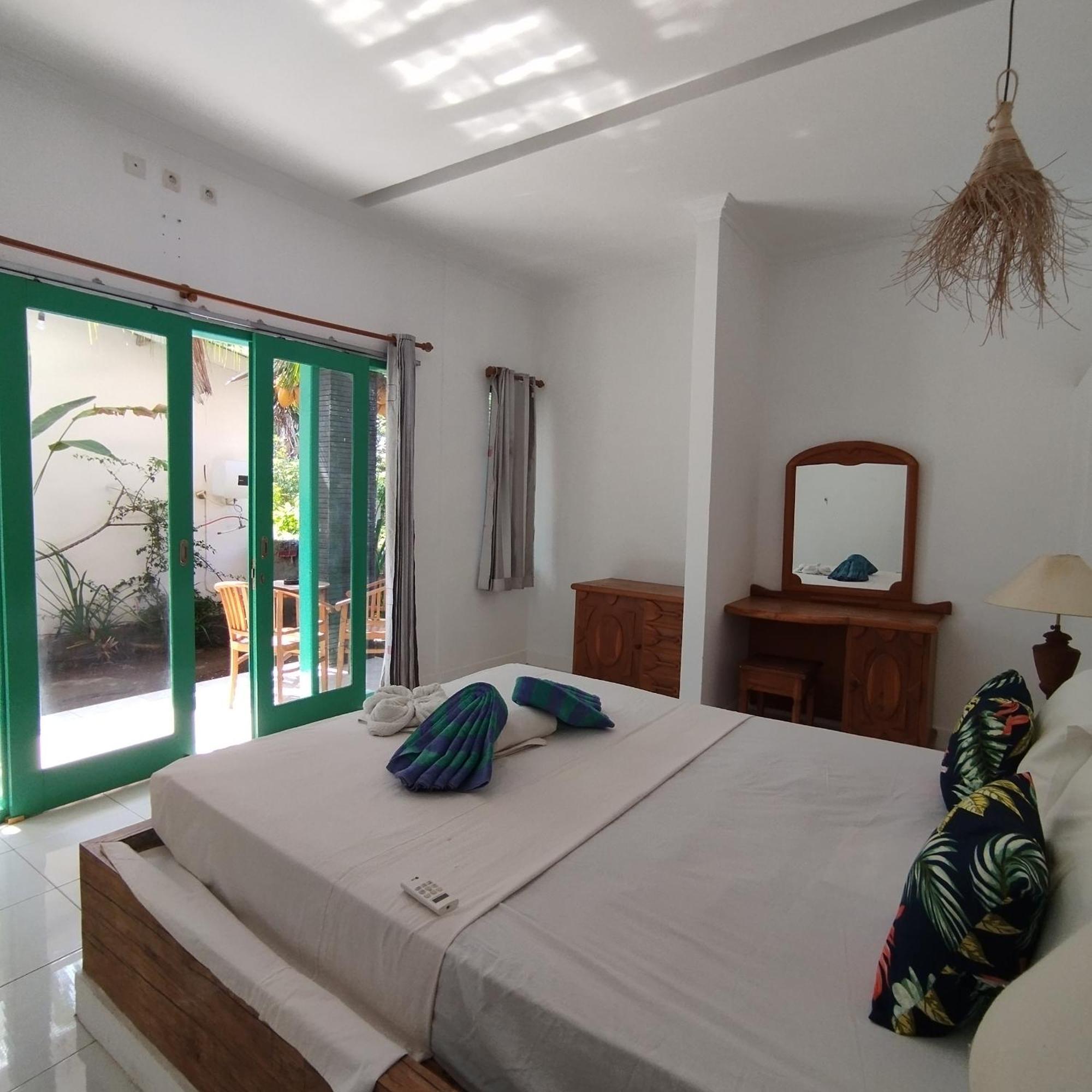 Palm Trees Villas Gili Air Værelse billede